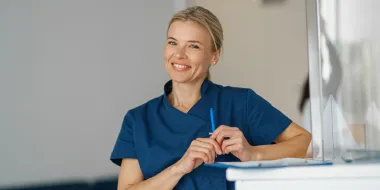 Top 8 Reasons Why You Should Study a Nursing Degree in 2022